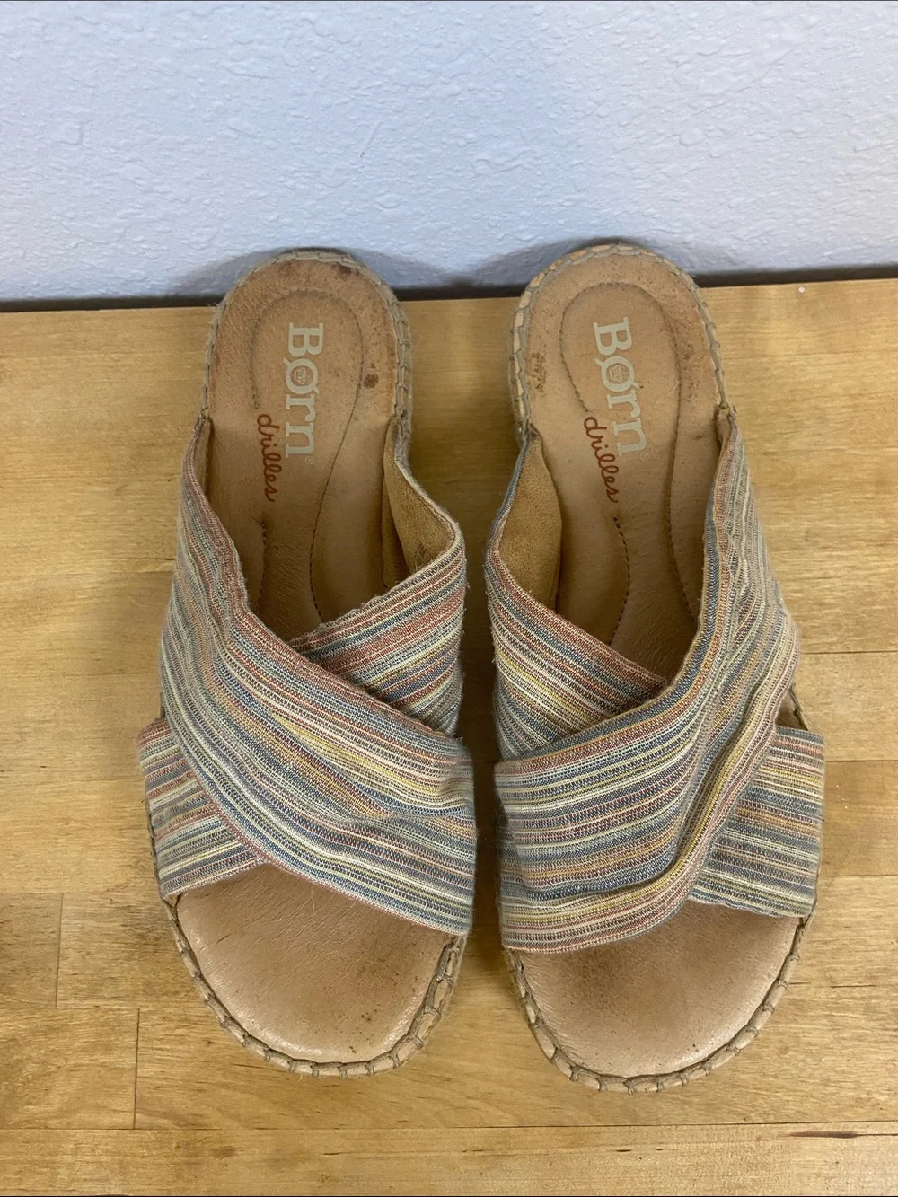Born Boho Gypsy Crunchy Canvas Crossover Strap Espadrille Slide Sandals Size 10M